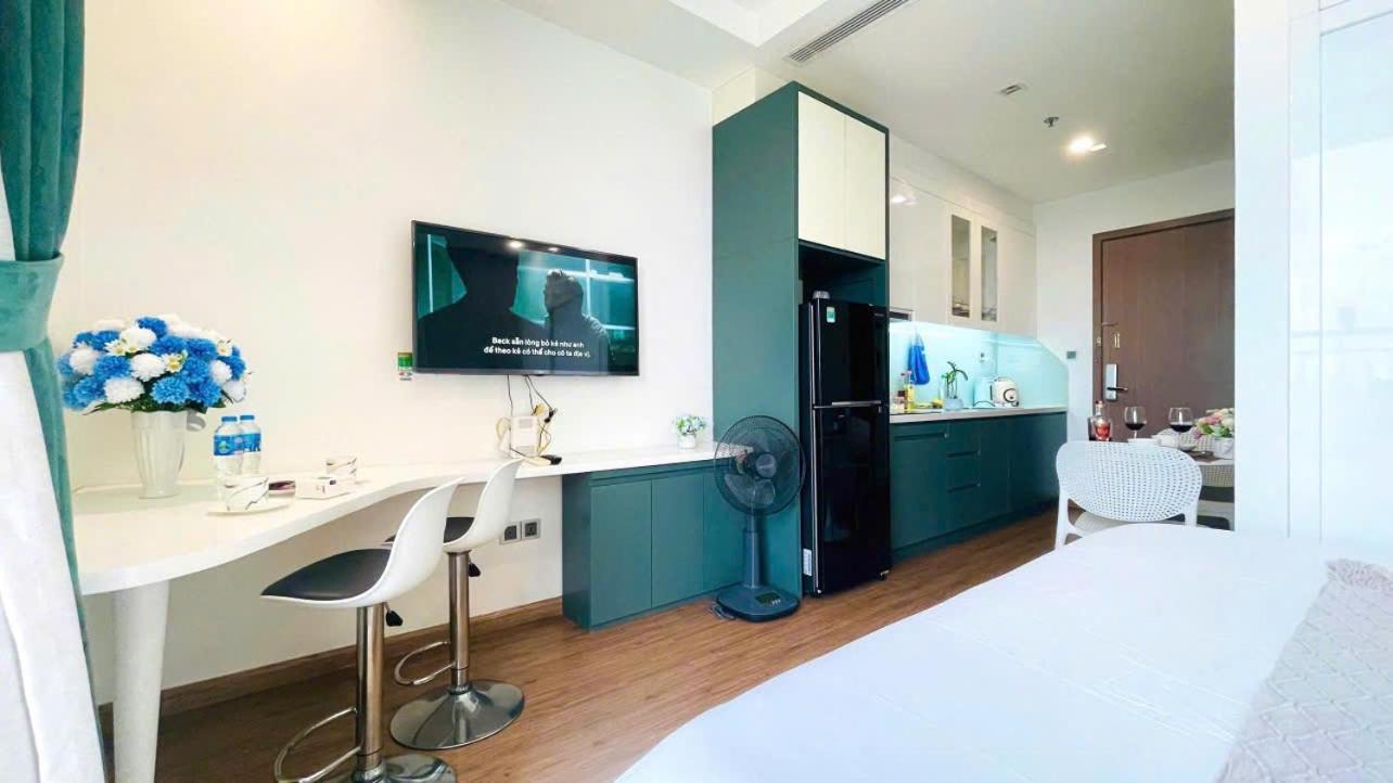 Kim's House - Vinhomes Bay For Rent * Hà Nội